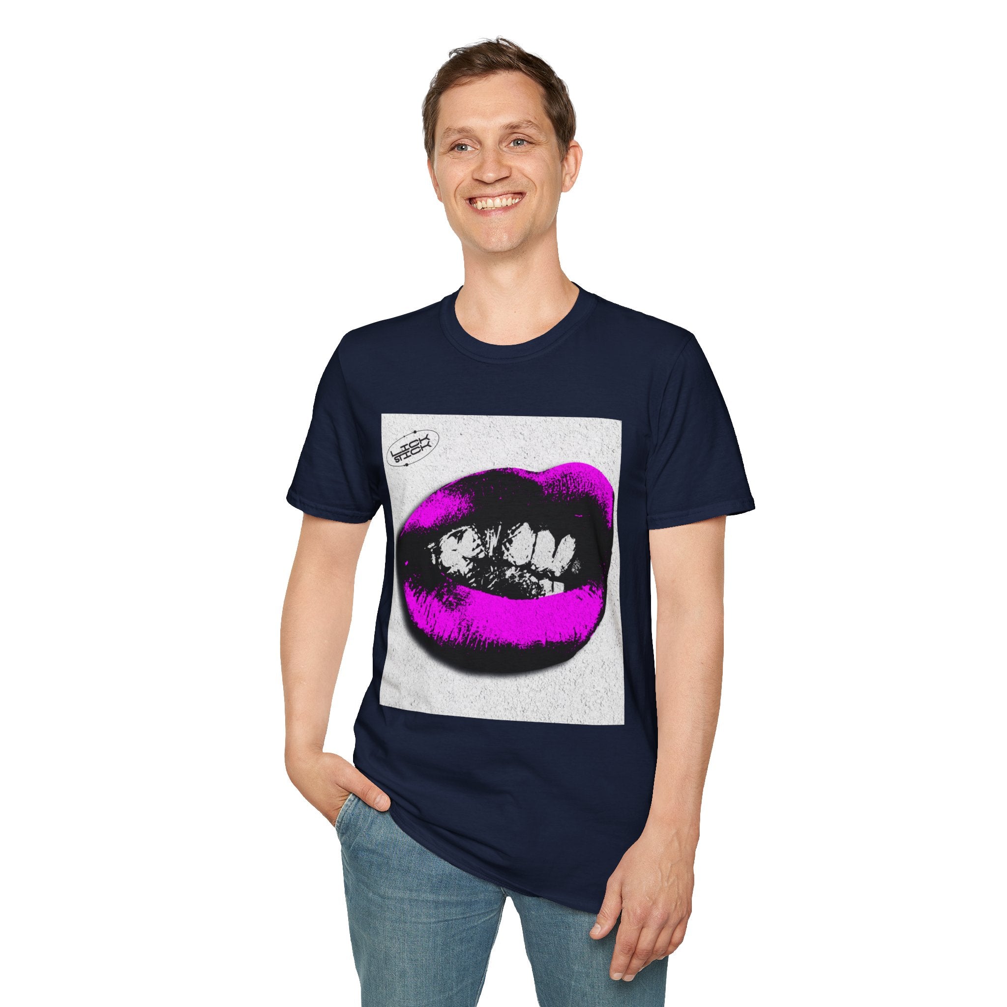 Bold Lips Graphic T-Shirt for Trendsetters