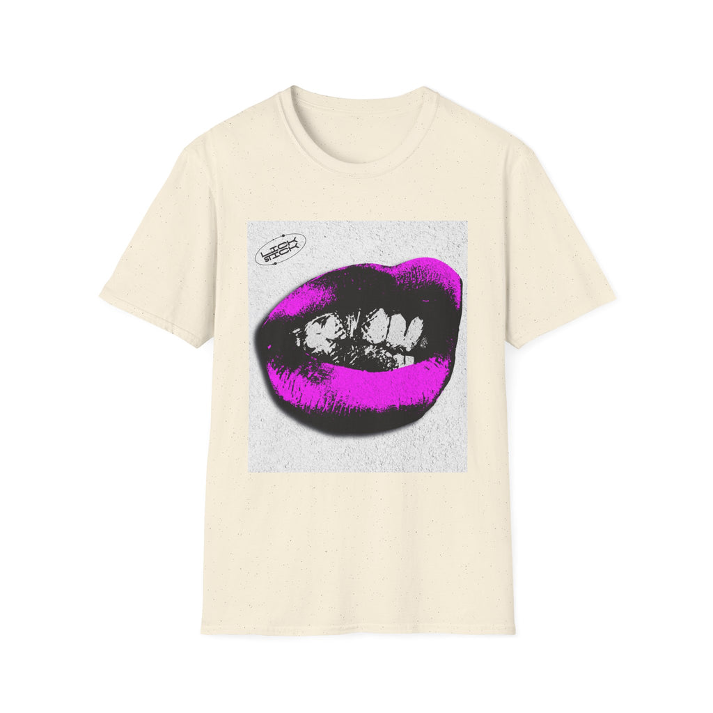 Bold Lips Graphic T-Shirt for Trendsetters