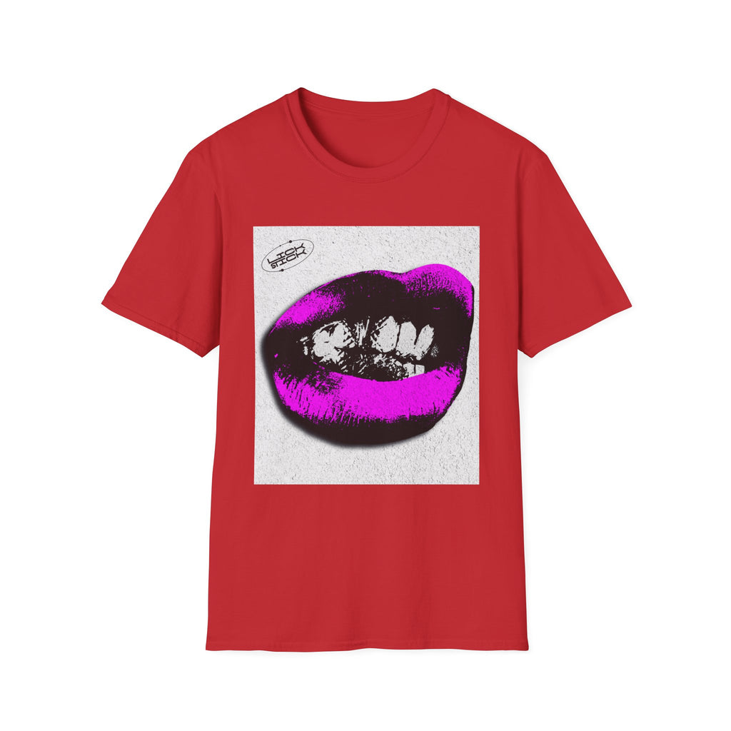 Bold Lips Graphic T-Shirt for Trendsetters