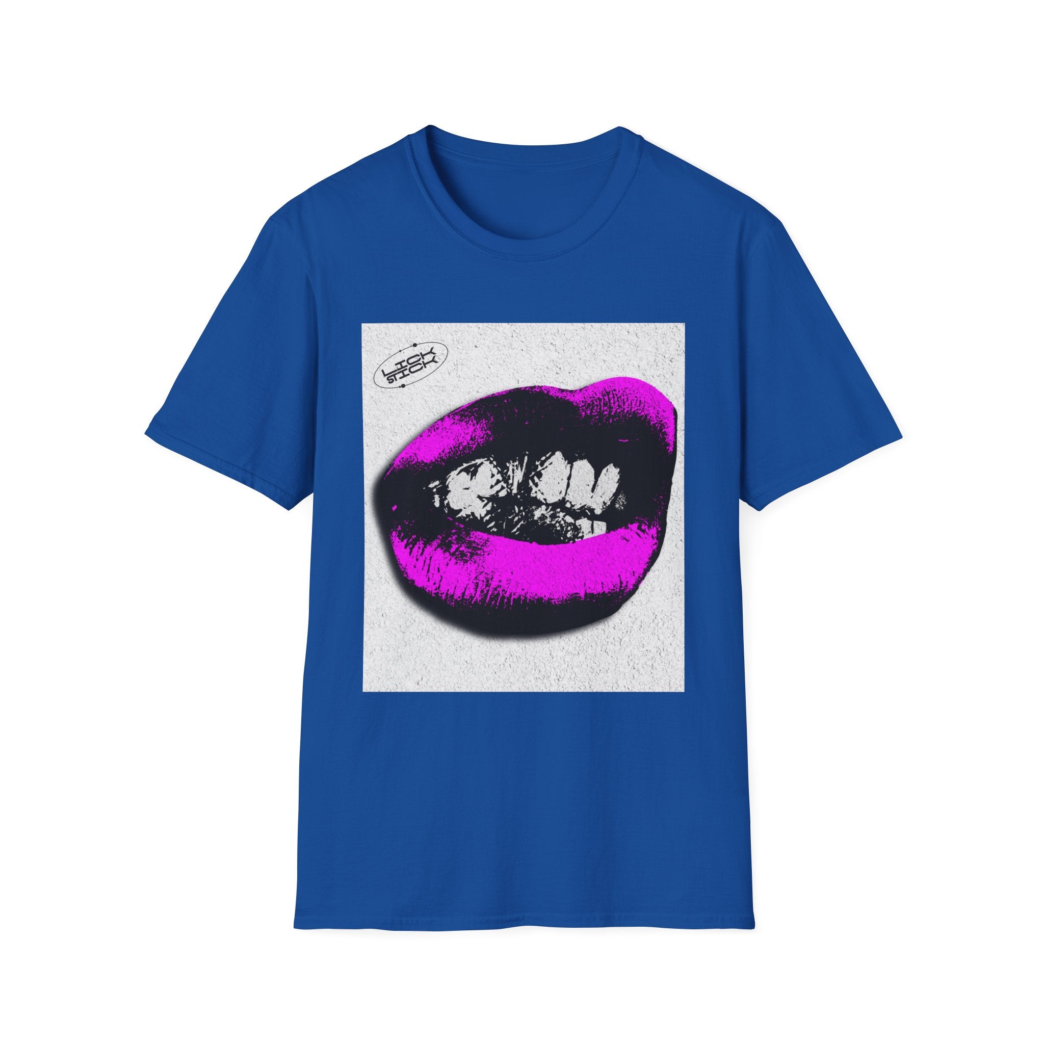 Bold Lips Graphic T-Shirt for Trendsetters